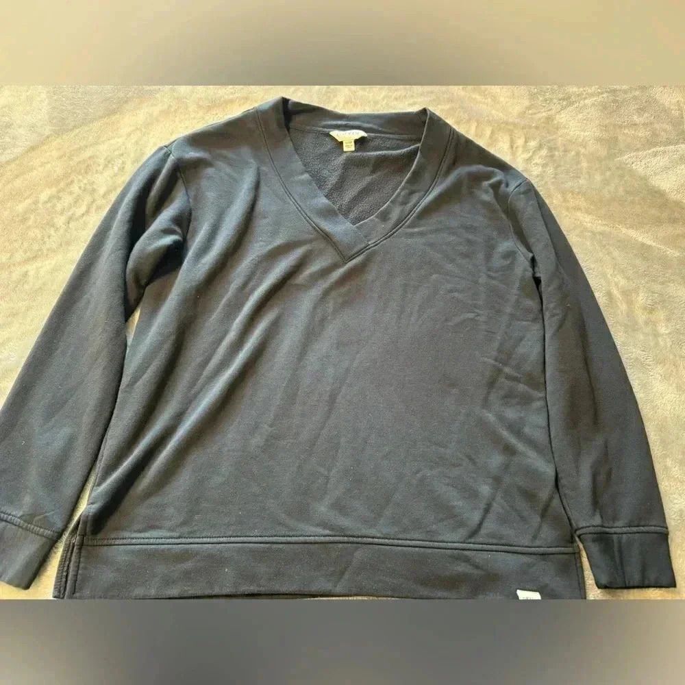 Orvis Black VNeck Sweatshirt | Modal shirt - Super soft | Black | Size Small